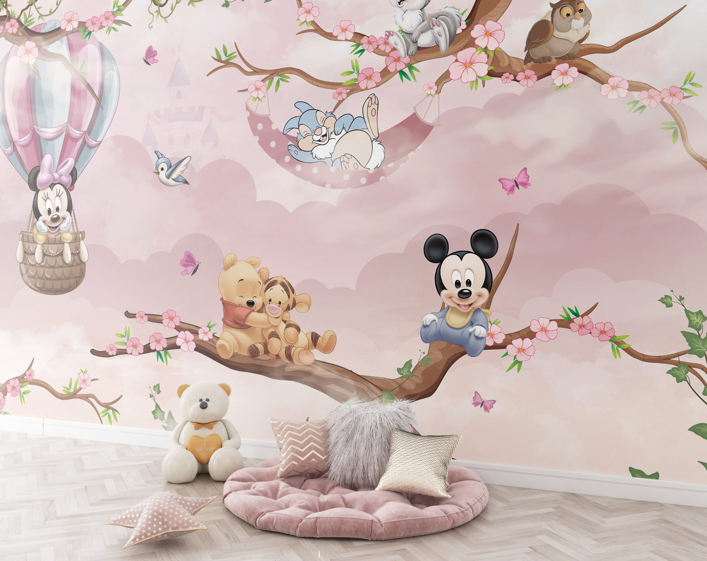 Minnie Mouse ve Winnie The Pooh Duvar Kağıdı