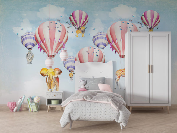Uçan Balon Desenli Hayvanları Taşıyan Duvar Kağıdı Poster