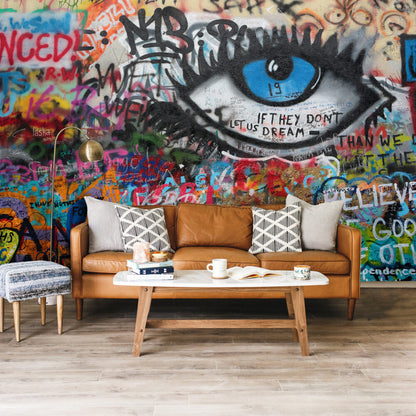 Sprey Boyalı Göz ve Grafitiler Duvar Kağıdı