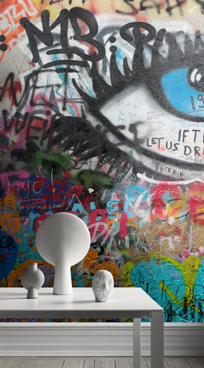 Sprey Boyalı Göz ve Grafitiler Duvar Kağıdı
